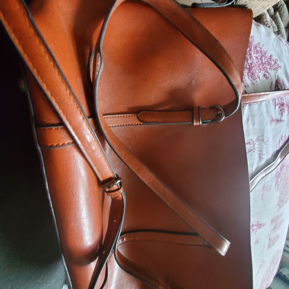 Brown leather purse stylish